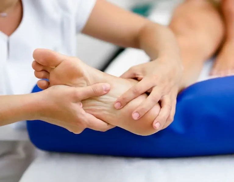 How to Choose the Best Foot Pain Center in Houston: Key Factors to Consider